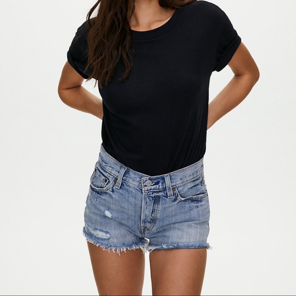 Levi's 501 Distressed frayed hem Shorts Waveline